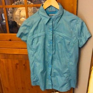Columbia sportswear shirt